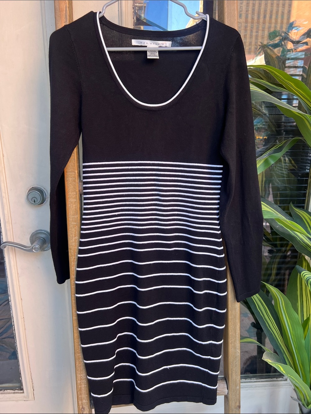 Max Studio Black and White Striped Long Sleeve Stretchy Sweater Dress